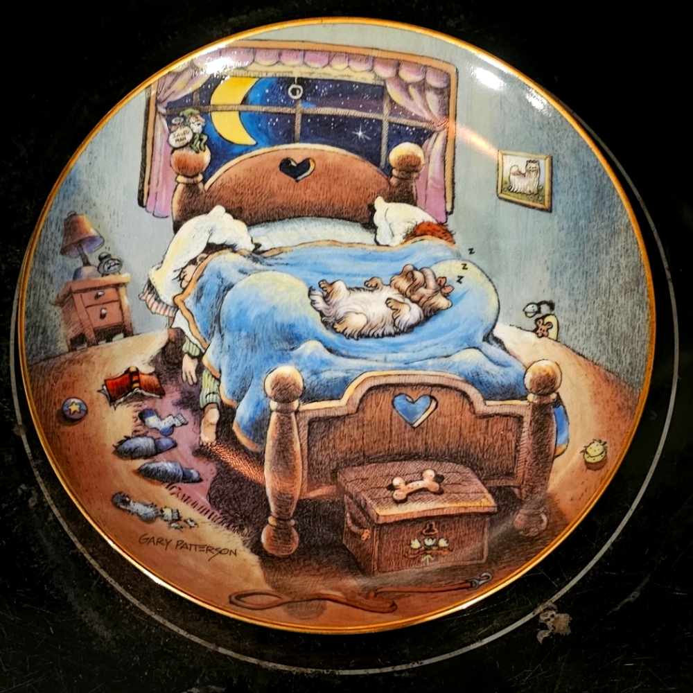 Collectable plate
